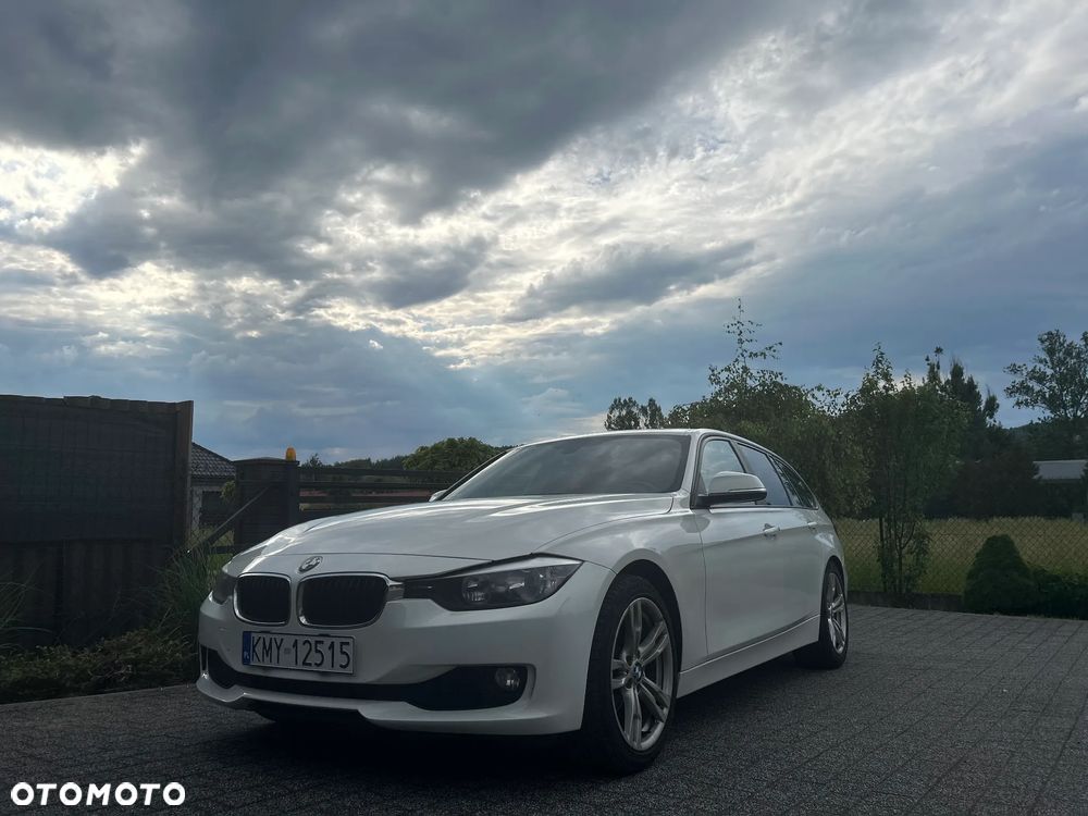 BMW Seria 3 318d - 4