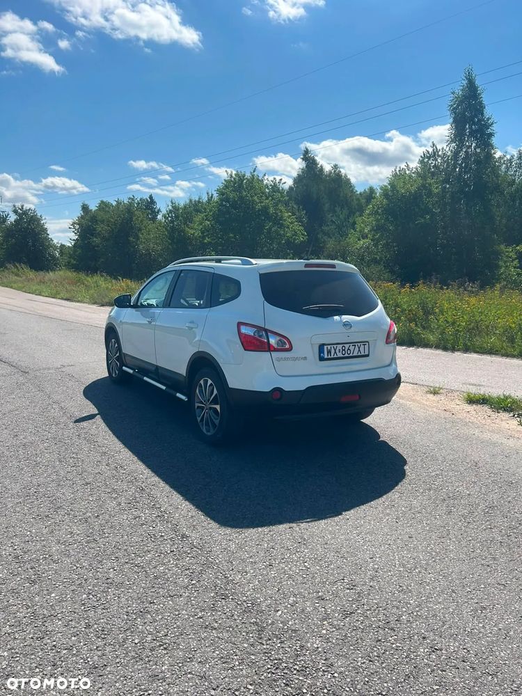 Nissan Qashqai+2 2.0 4x4 Tekna CVT - 5