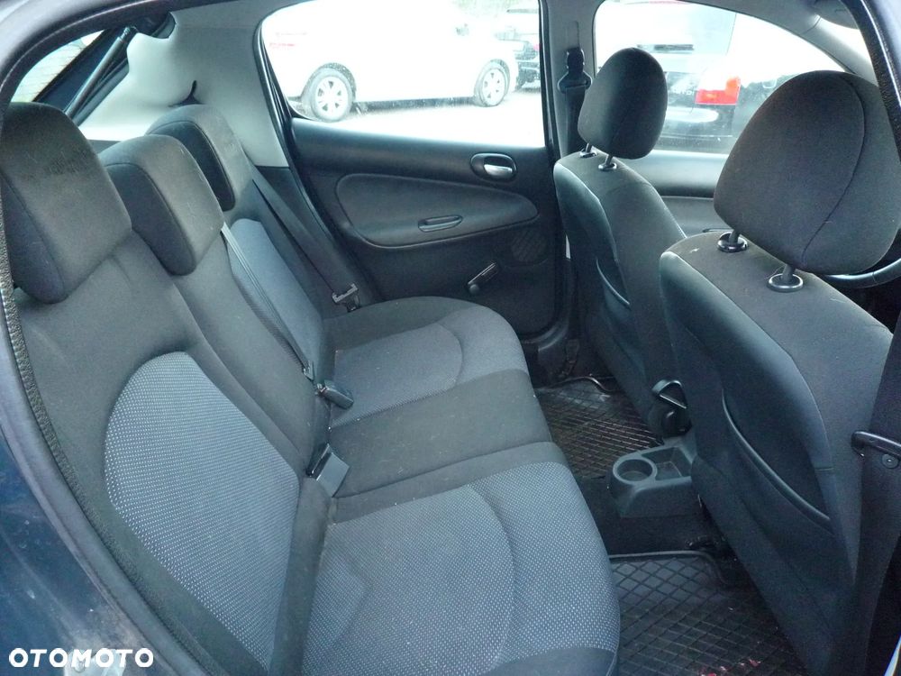 Peugeot 206 plus 60 - 23