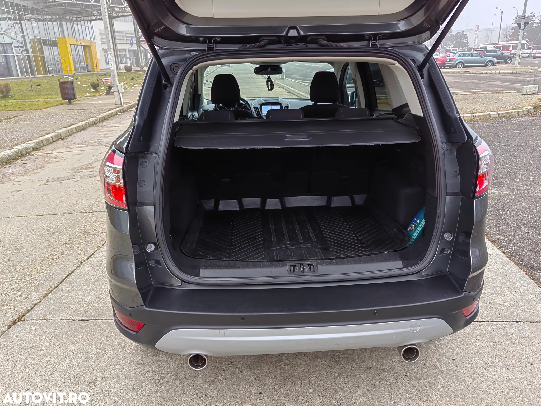 Ford Kuga 2.0 TDCi 4WD Titanium - 9