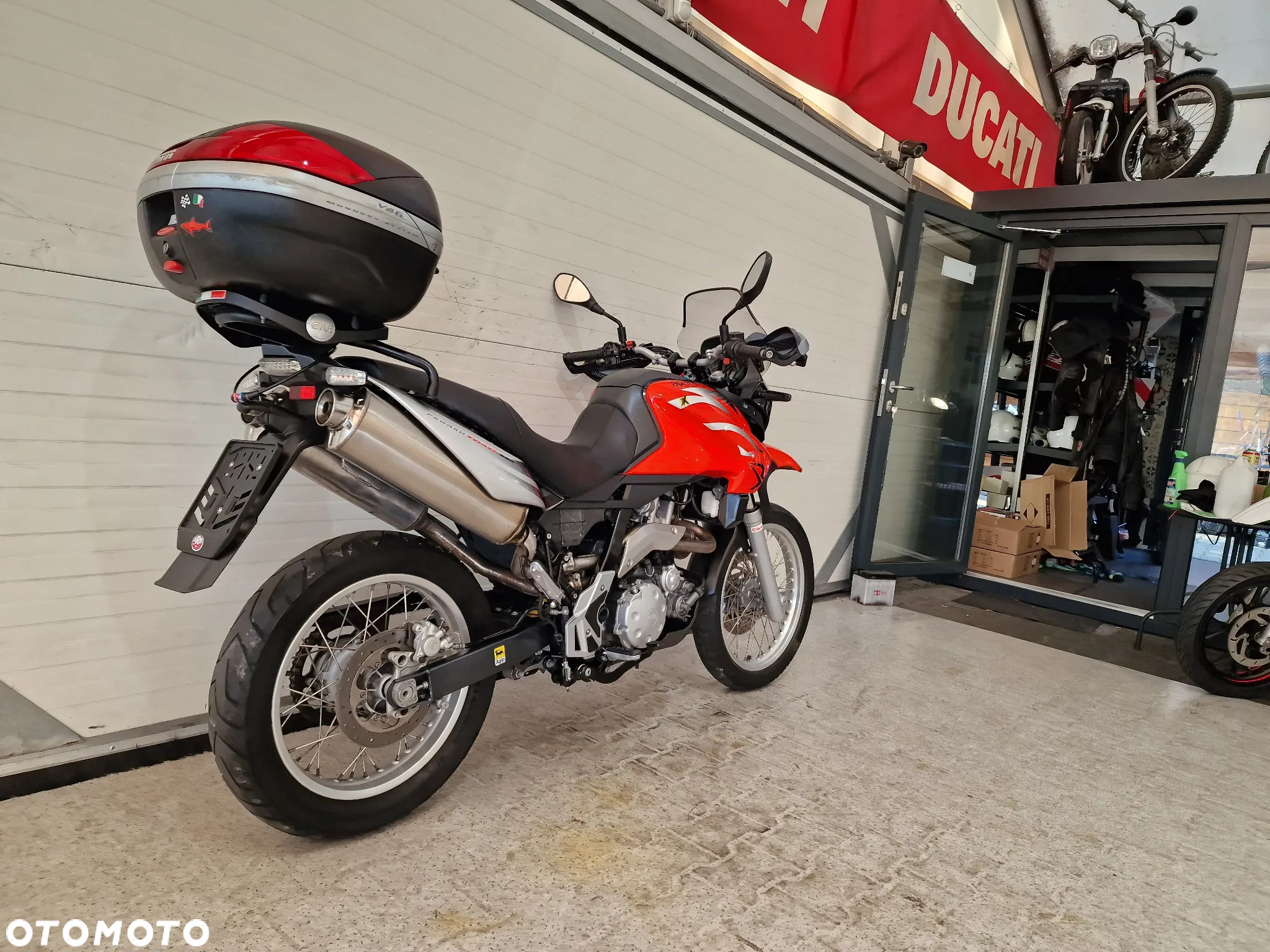 Aprilia Pegaso - 21