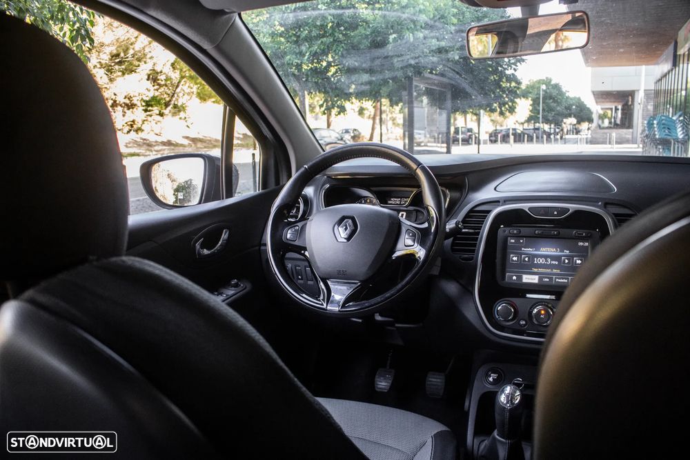 Renault Captur 0.9 TCE Exclusive - 27
