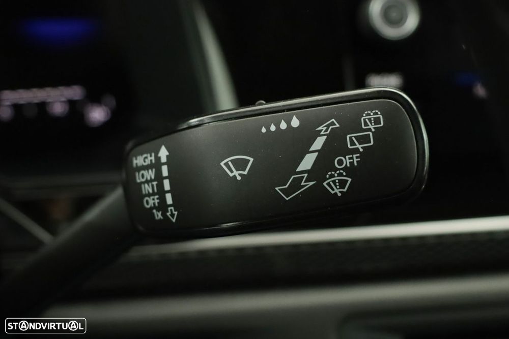 VW Taigo 1.0 TSI Urban DSG - 17