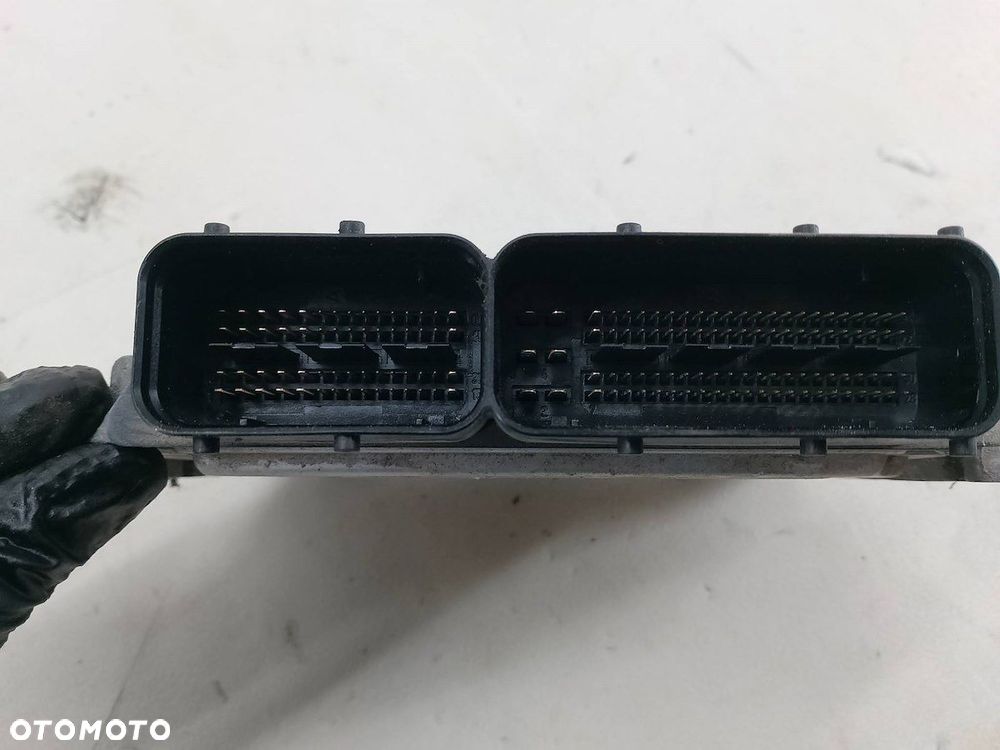 KOMPUTER, STEROWNIK LDV MAXUS 43002034F 0281013348  BOSCH 2.5 CRD - 4