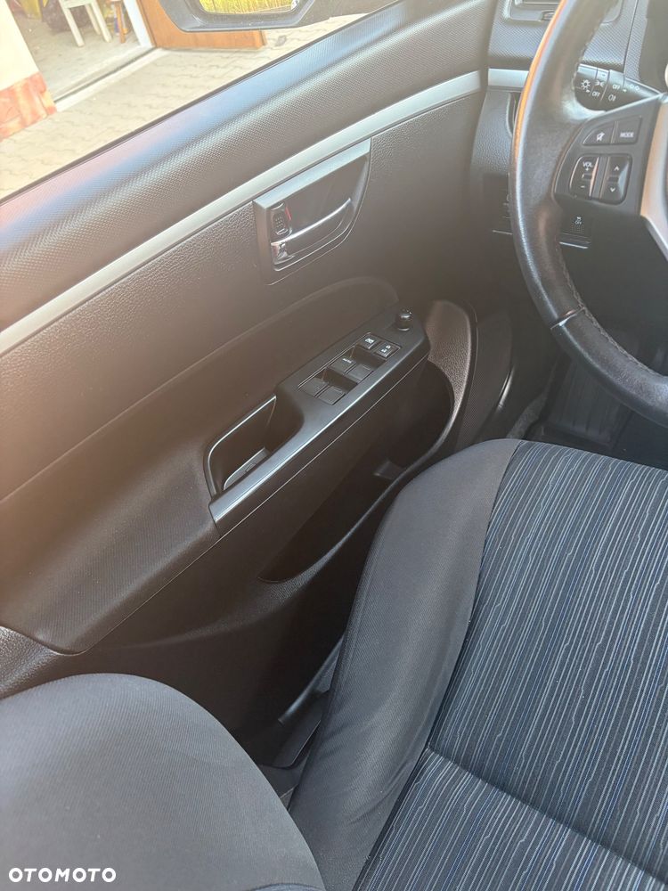 Suzuki Swift - 8