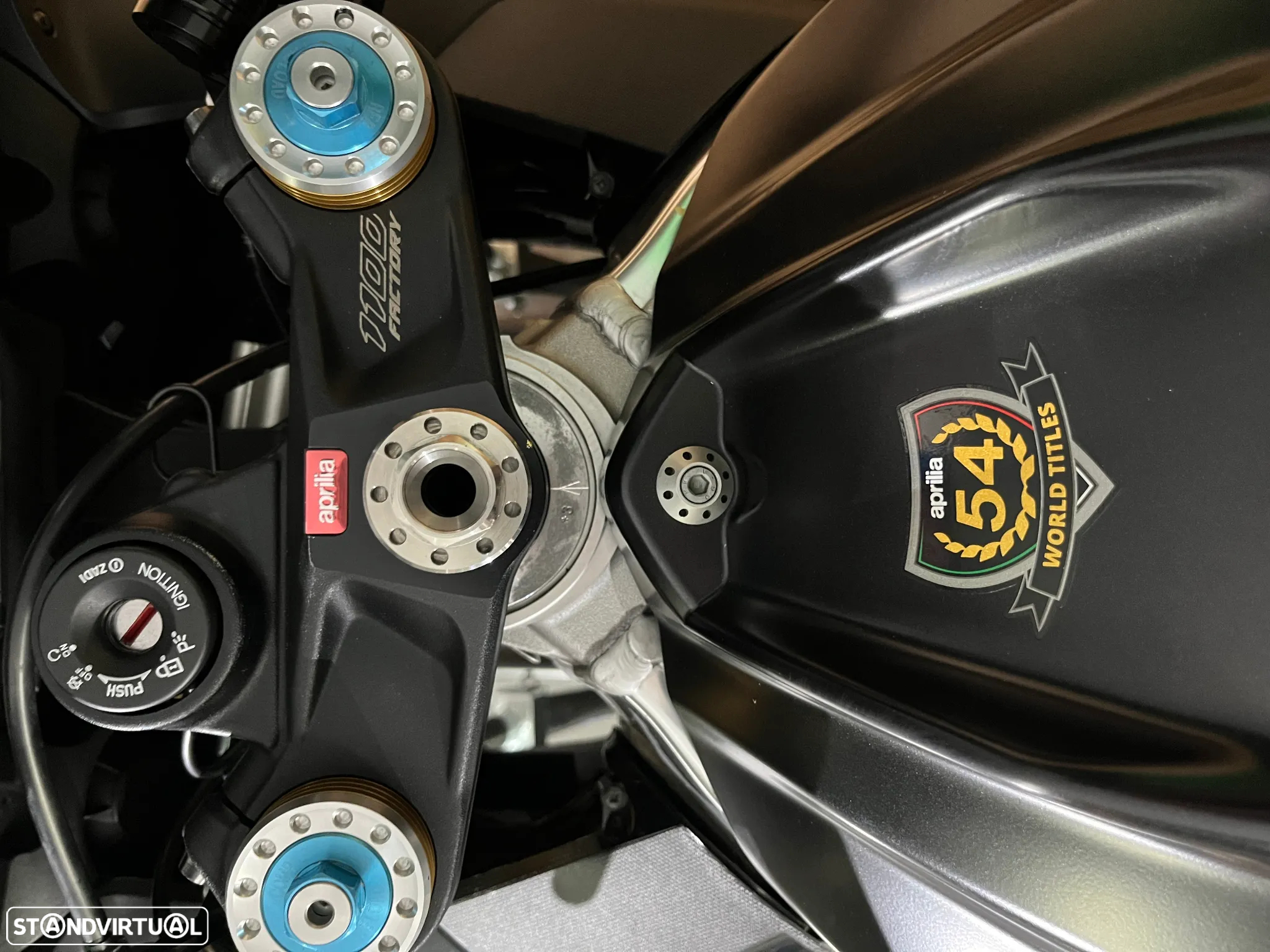 Aprilia RSV RSV4 Factory Super Pole - 27