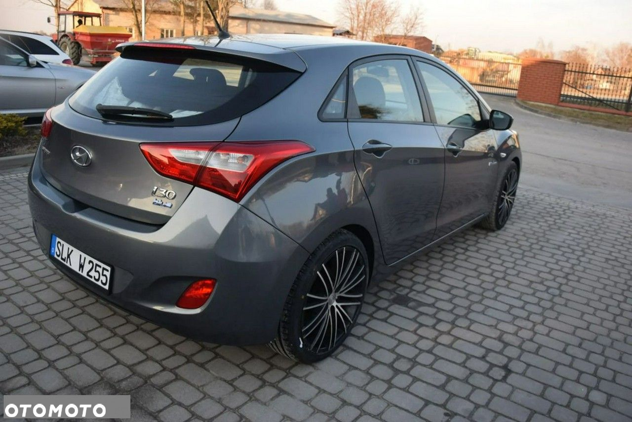 Hyundai i30 1.6 CRDi Style - 12