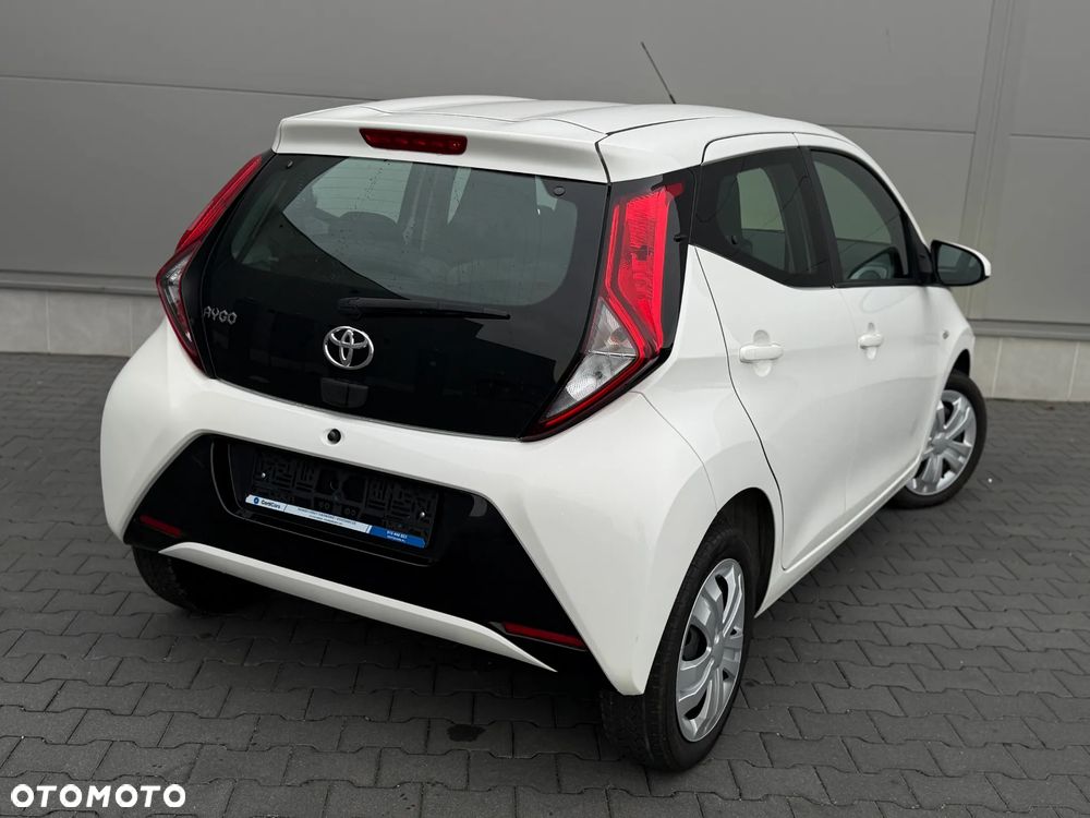 Toyota Aygo - 10