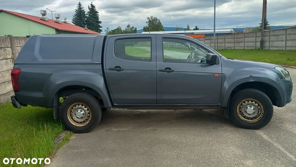 Isuzu D-Max 1.9 DC L - 2
