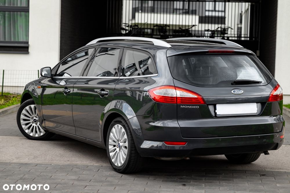 Ford Mondeo SW 2.5 Titanium - 9
