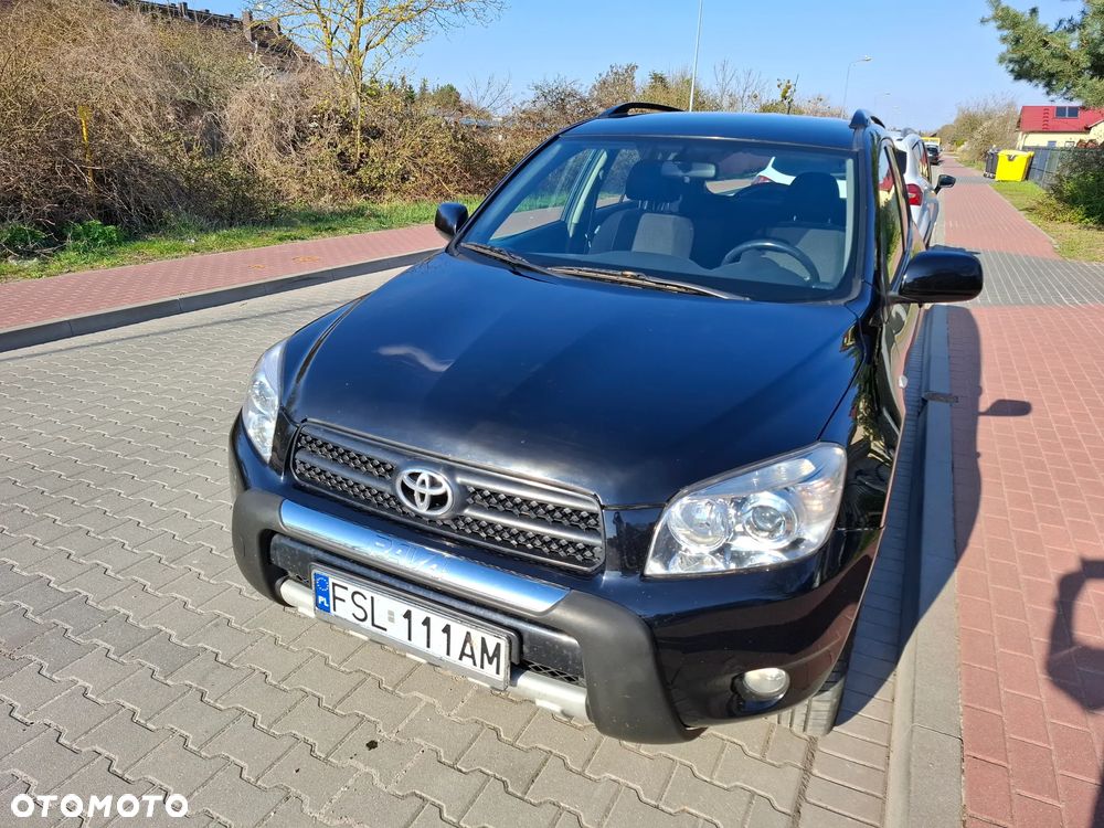 Toyota RAV4 2.0 VVT-i Premium - 1