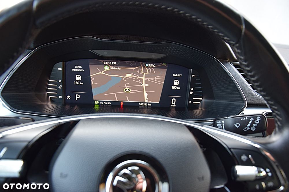 Skoda Superb 2.0 TDI Ambition DSG7 - 21