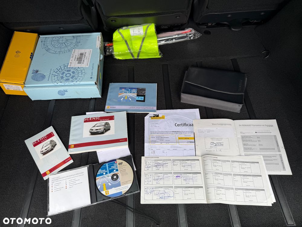 Renault Scenic - 17
