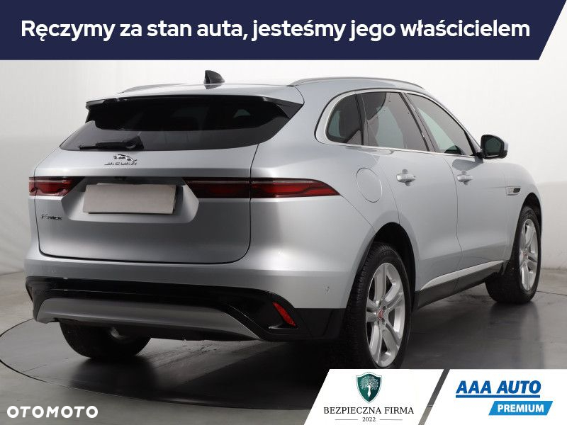Jaguar F-Pace - 6