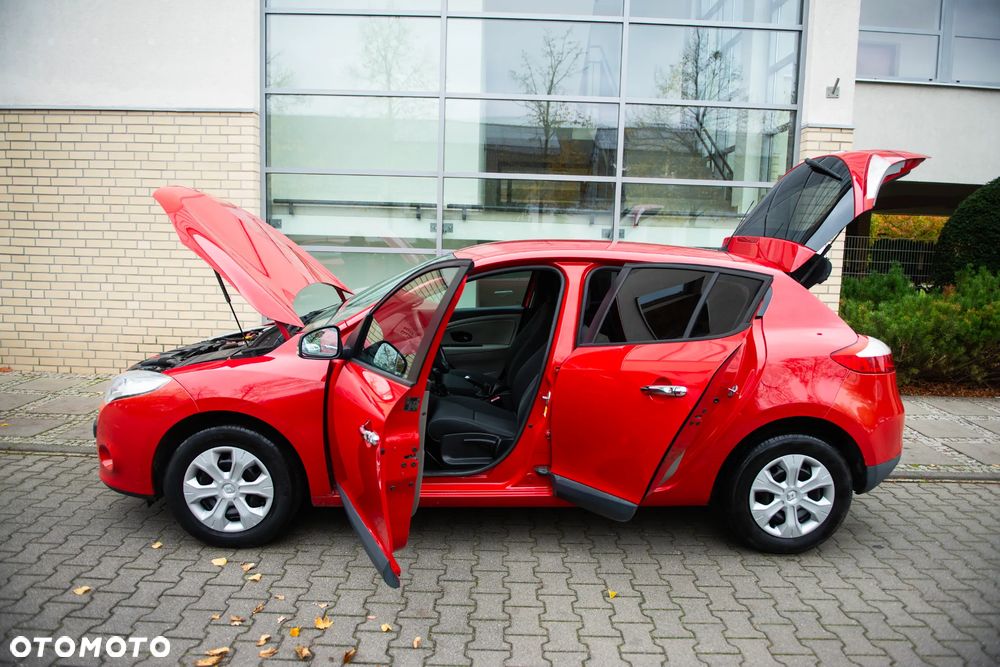 Renault Megane 1.6 16V 110 Dynamique - 10