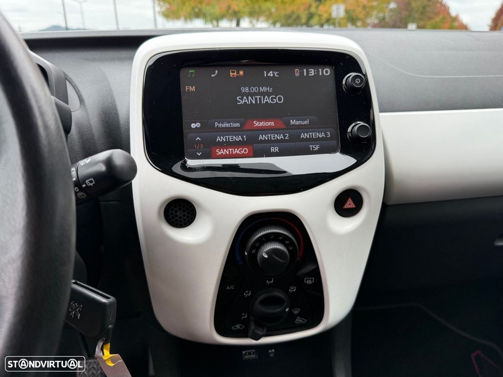 Peugeot 108 1.2 PureTech Allure - 16