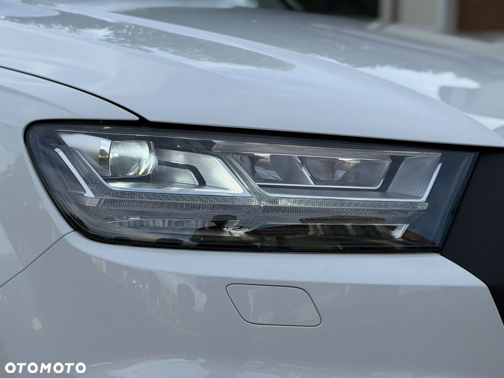 Audi Q7 - 6