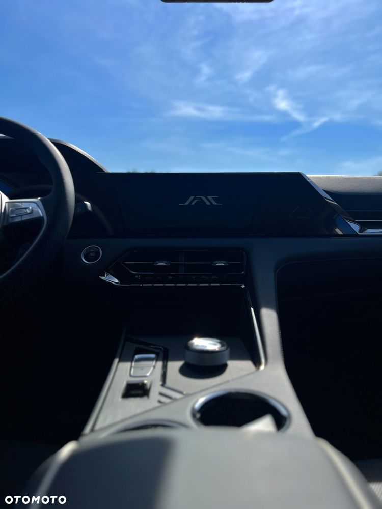 JAC JS8 PRO 7os - 15
