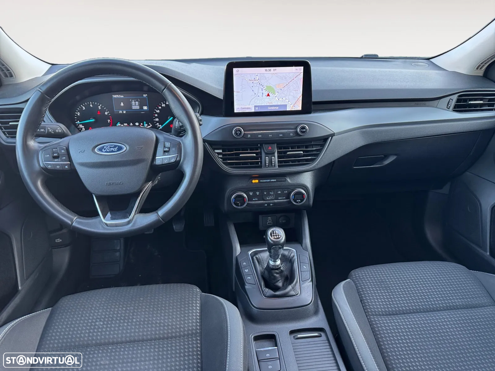 Ford Focus 1.0 EcoBoost Connected - 11