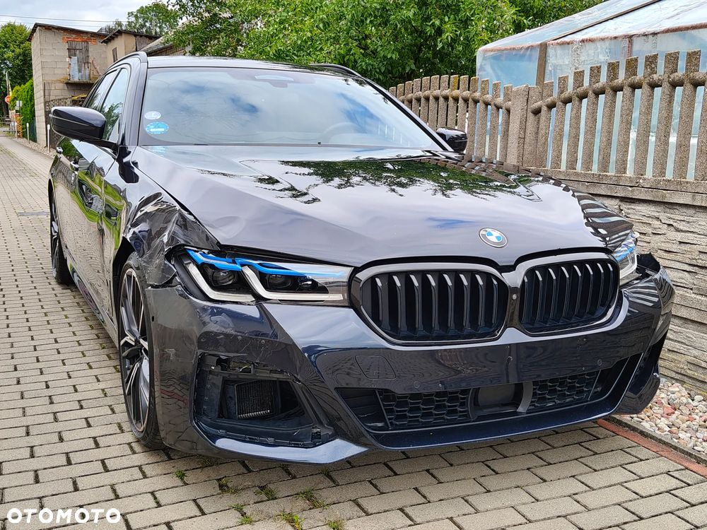 BMW Seria 5 540i xDrive mHEV M Sport sport - 2