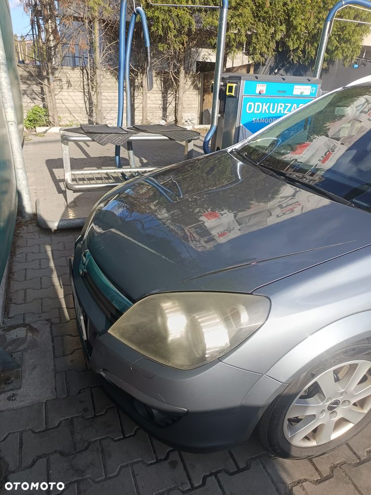 Opel Astra 1.9 CDTI Sport - 1