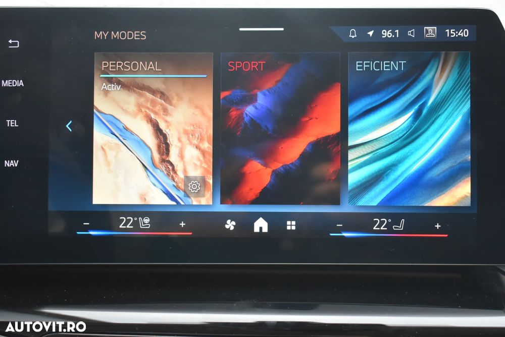 BMW X1 sDrive18d AT - 24