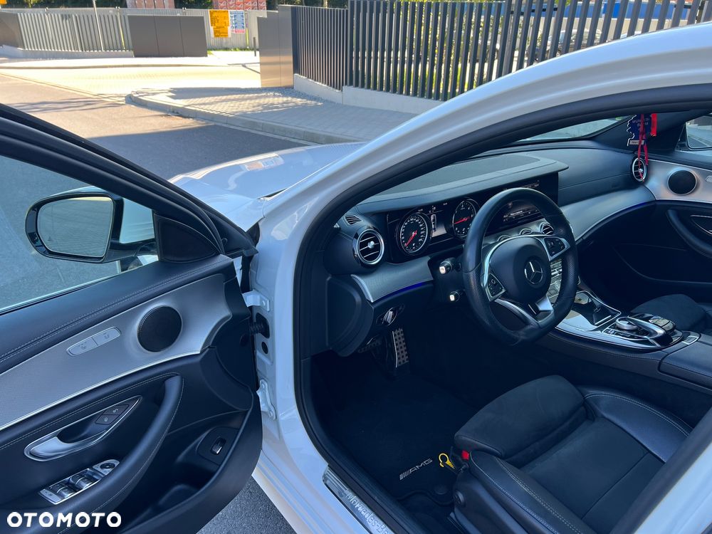 Mercedes-Benz Klasa E 220 d 9G-TRONIC - 5