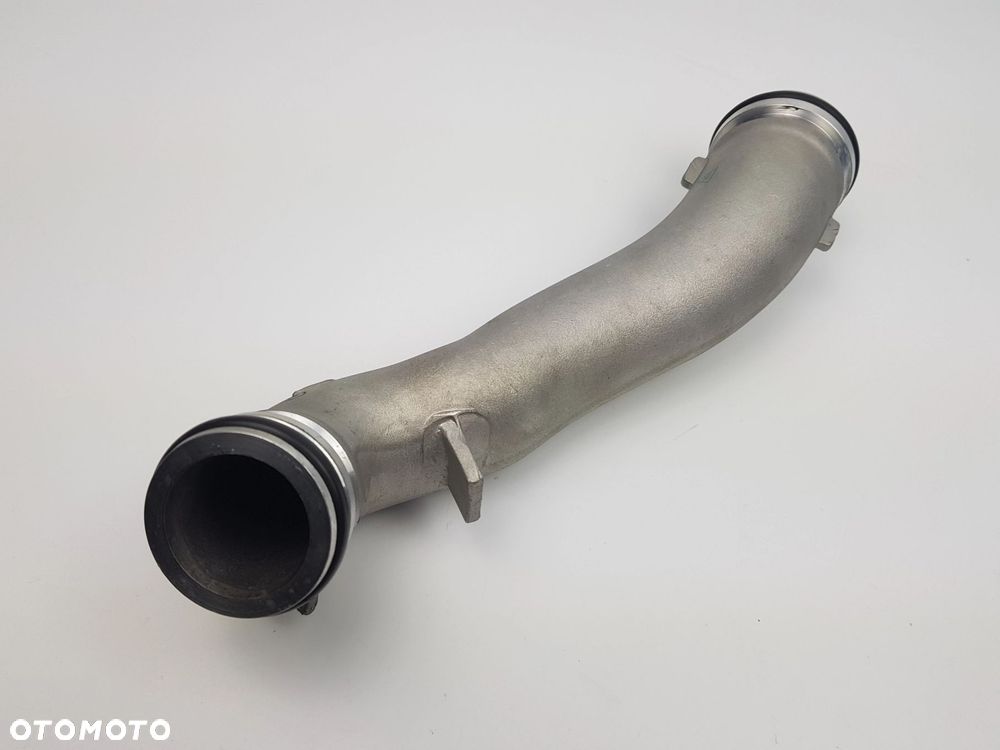 Przewód Rura Wąż powietrza turbosprężarki BMW G20 G30 B57 3.0d 8596272 - 5