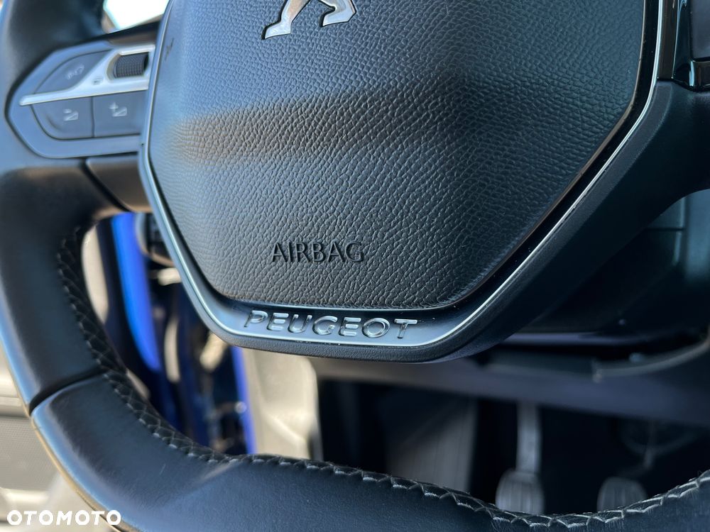 Peugeot 3008 1.2 PureTech Allure S&S - 12