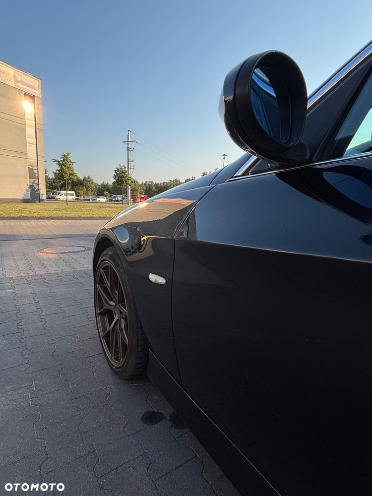 BMW Seria 3 325i - 7