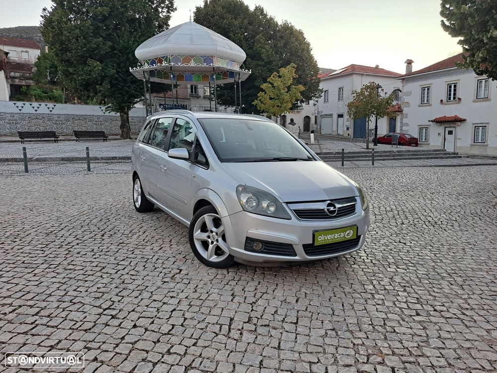Opel Zafira 1.9 CDTI Cosmo - 2