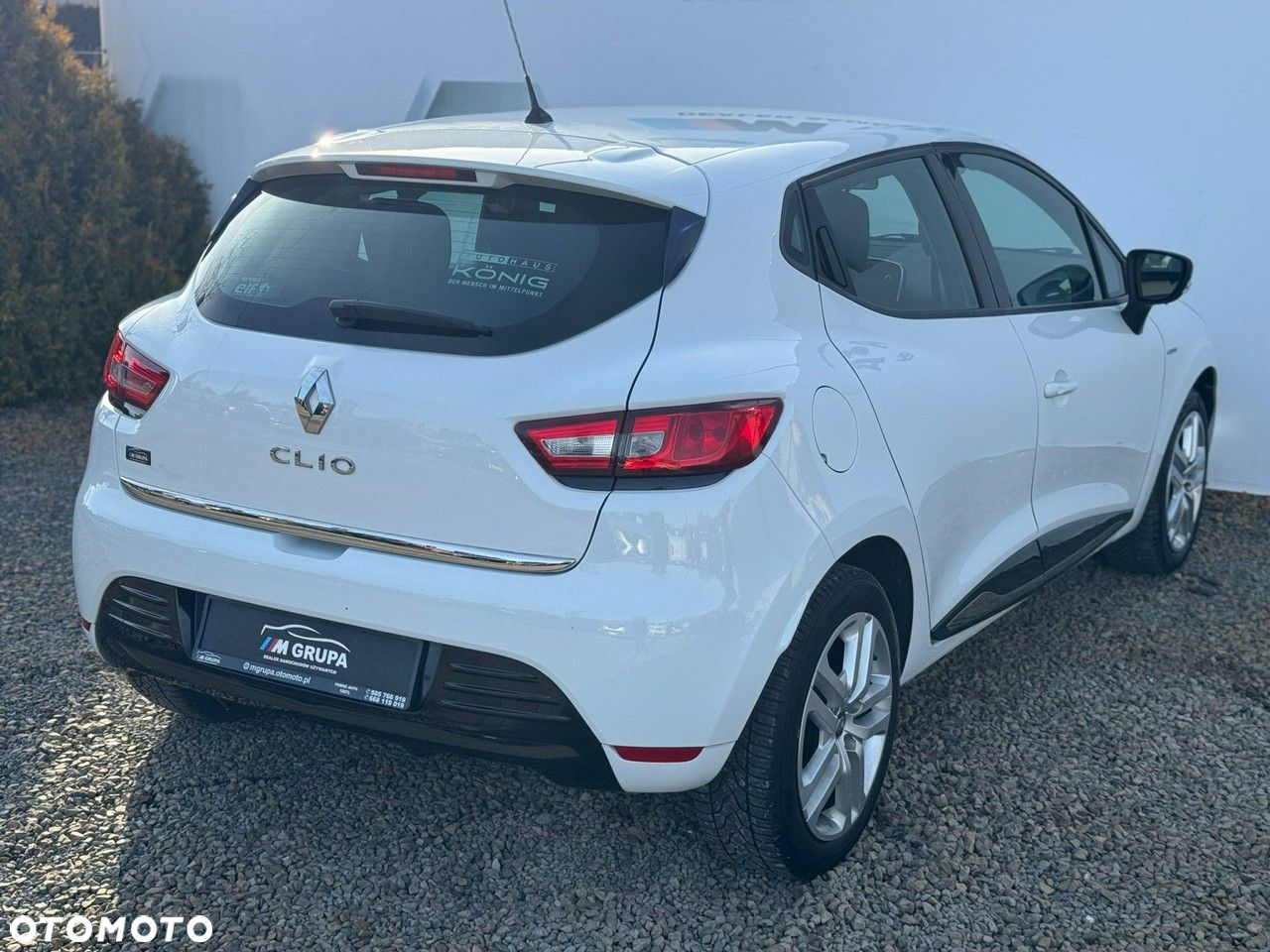 Renault Clio - 11