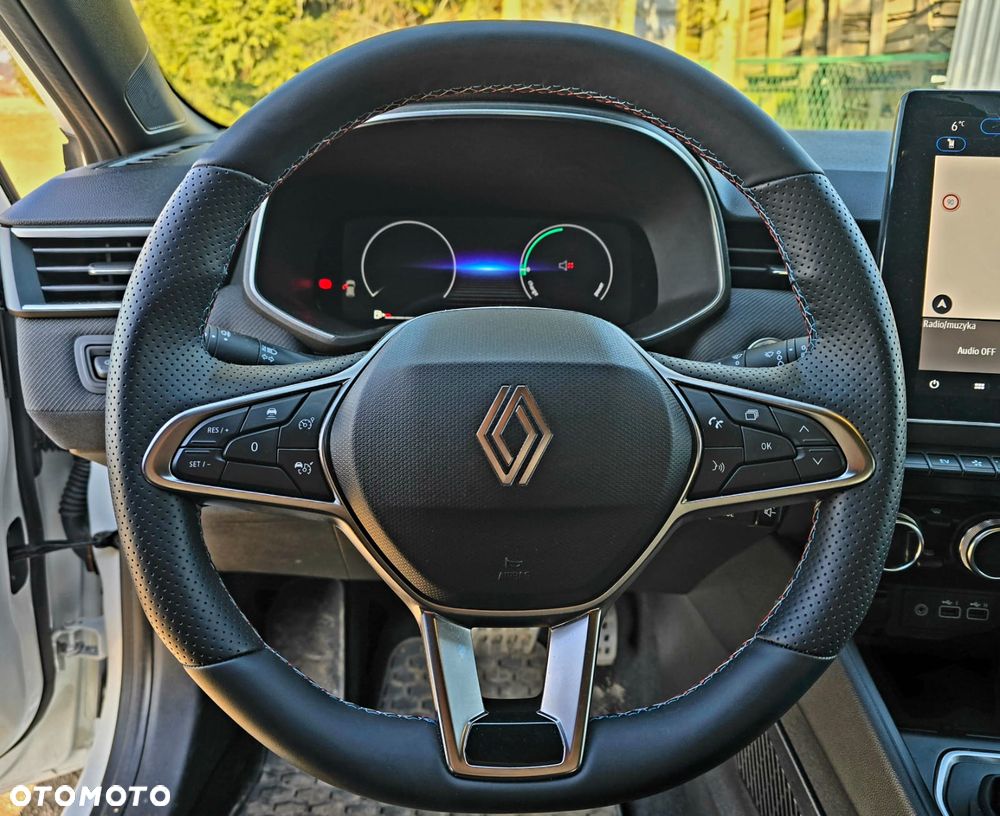 Renault Clio - 11