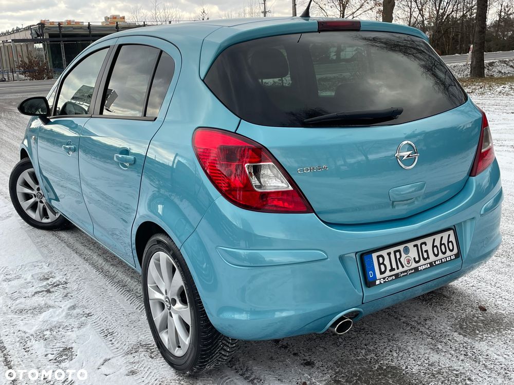 Opel Corsa 1.4 16V 150 Jahre - 4