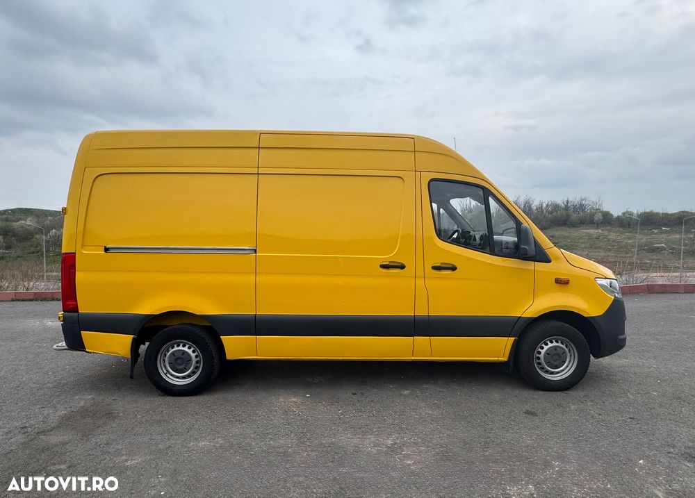 Mercedes-Benz SPRINTER - 2