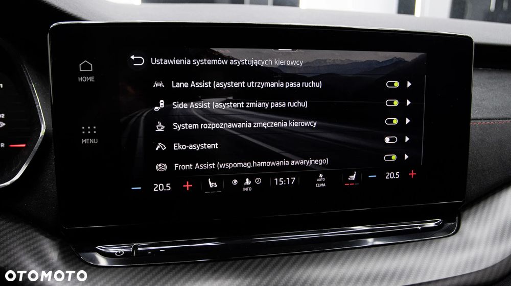 Skoda Octavia 2.0 TDI RS DSG - 30