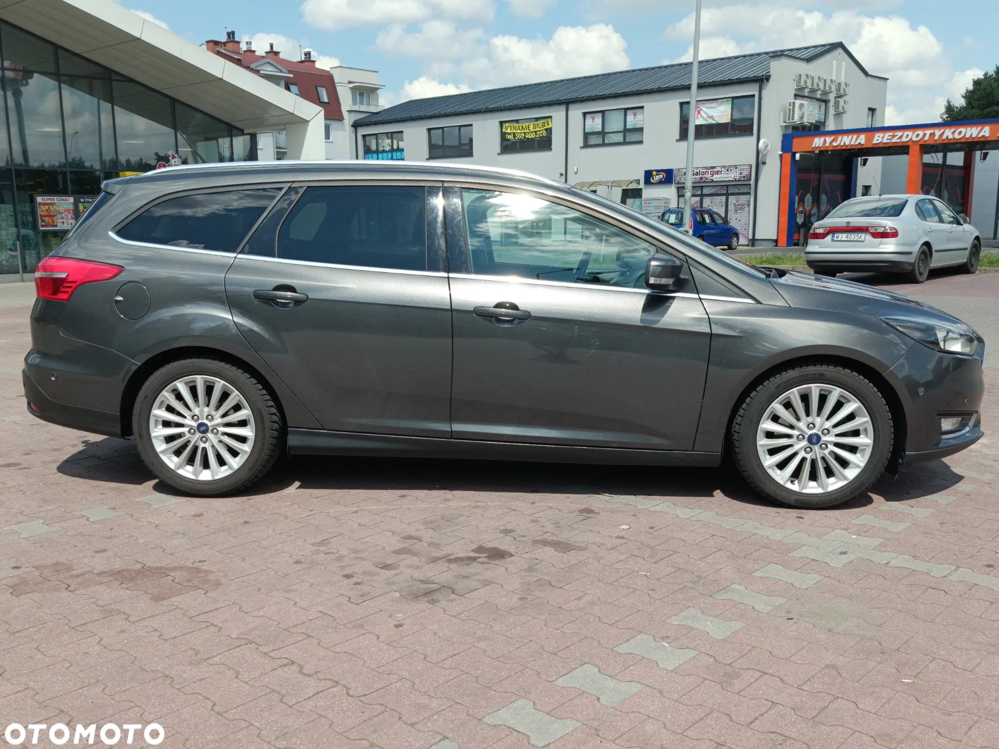 Ford Focus 1.5 EcoBoost Start-Stopp-System TITANIUM - 5