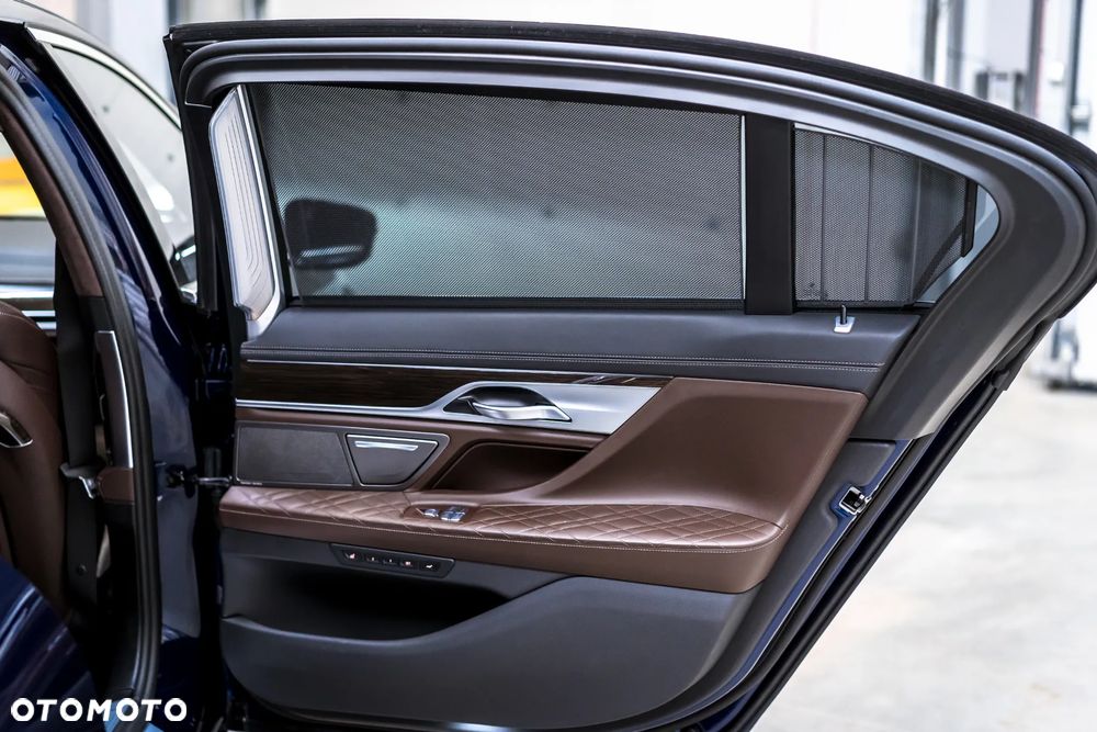 BMW Seria 7 740Li xDrive - 40