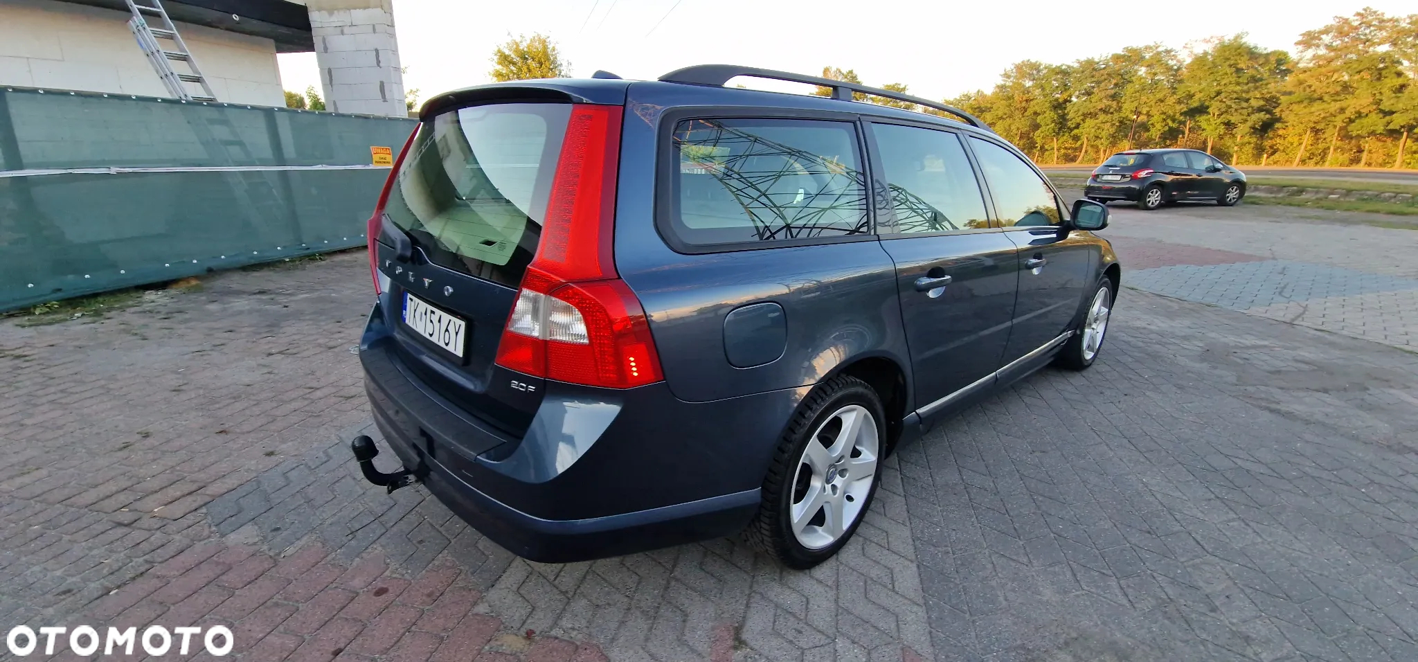 Volvo V70 2.0 Momentum - 31