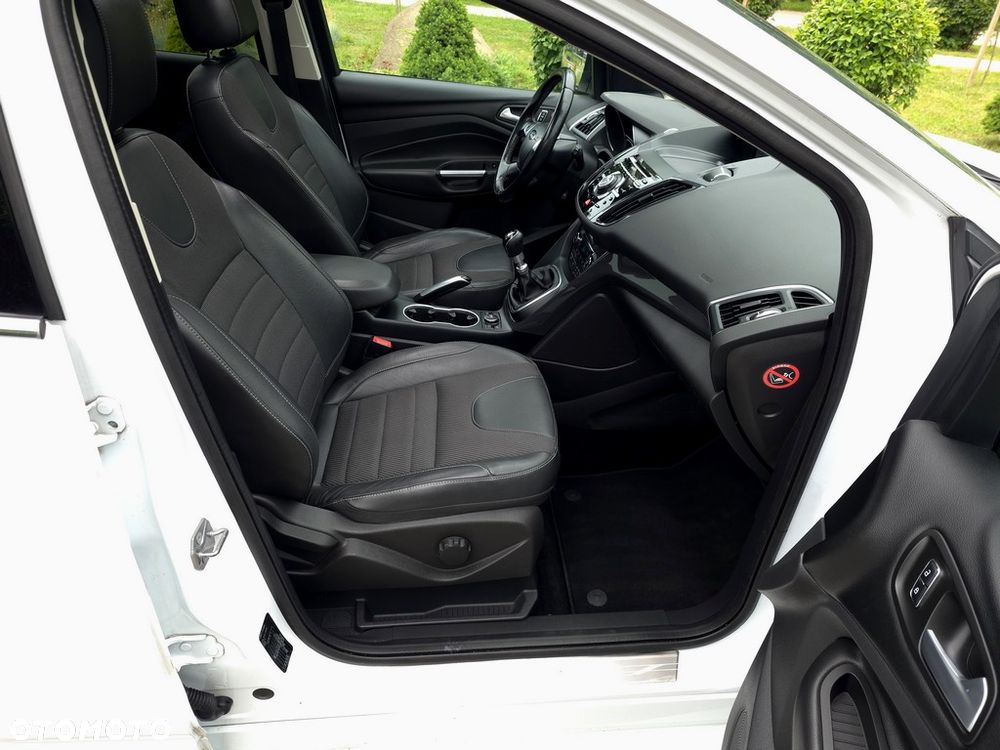 Ford Kuga 2.0 TDCi FWD Titanium - 8