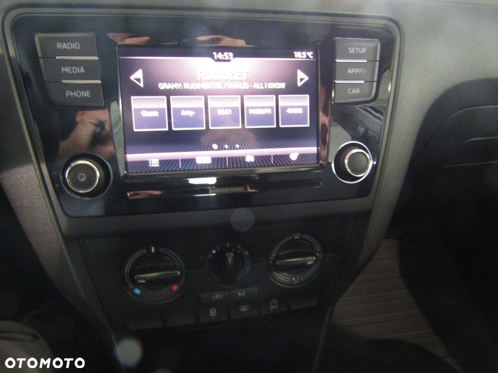 Skoda RAPID 1.0 TSI Active - 14