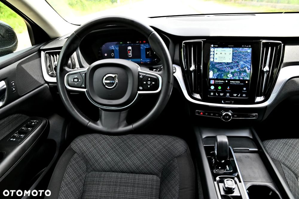 Volvo V60 B3 B Geartronic Momentum Core - 27