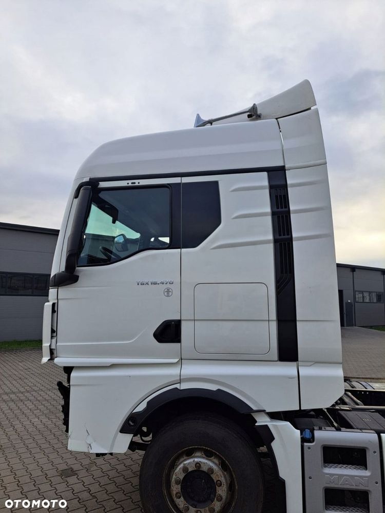 KOMPLETNA KABINA SYPIALNA MAN TG3 TGX GM / XLX EUROPA NOWY MODEL USZKODZONA - 2