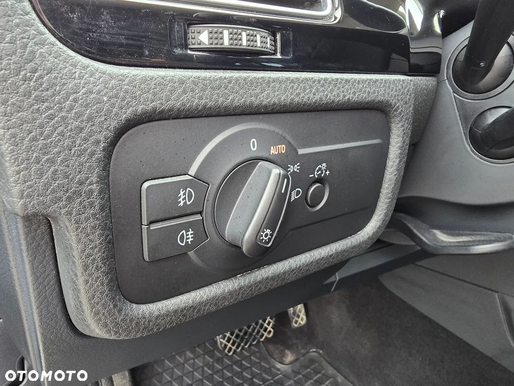 Volkswagen Touareg - 19