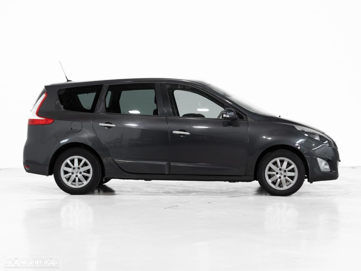 Renault Mégane Scénic - 2
