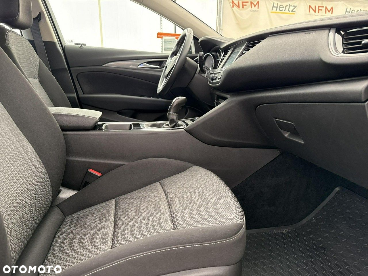 Opel Insignia 1.6 CDTI Enjoy S&S - 27
