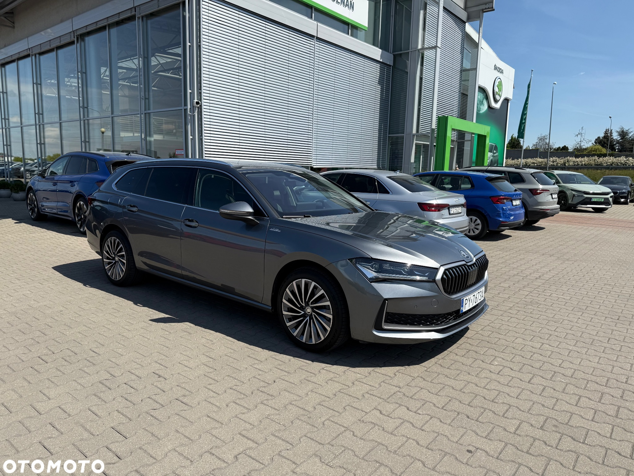 Skoda Superb 1.5 TSI L&K DSG - 2