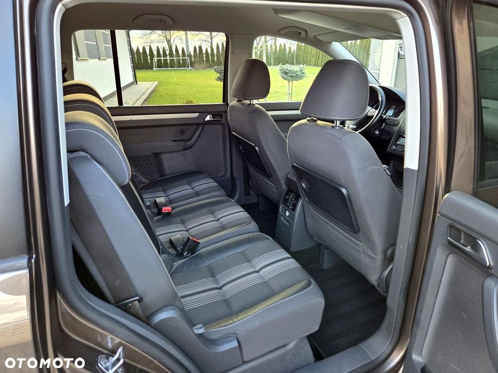 Volkswagen Touran 1.6 TDI DPF MATCH - 23