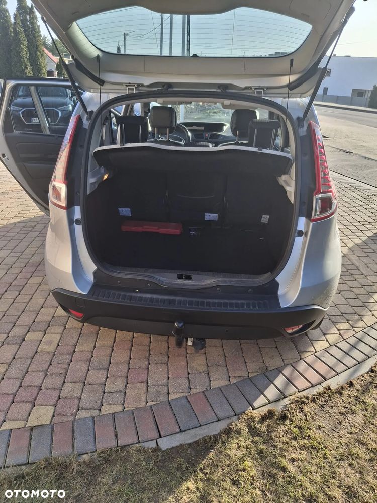 Renault Scenic - 18