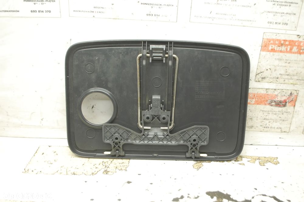 PÓŁKA STOLIK FOTELA 1T0881861E VW TOURAN - 1